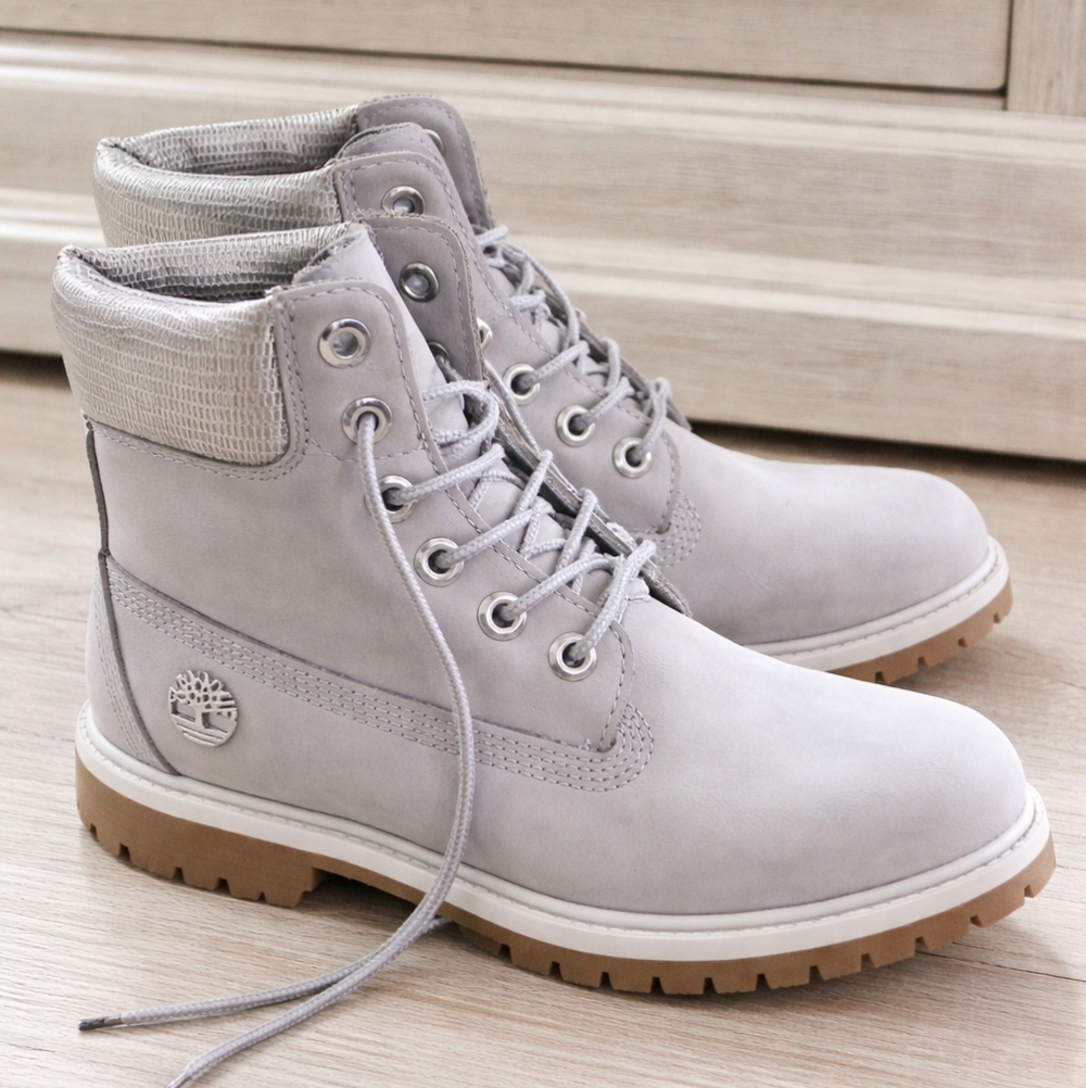 Timberland Light Gray Leather Boots